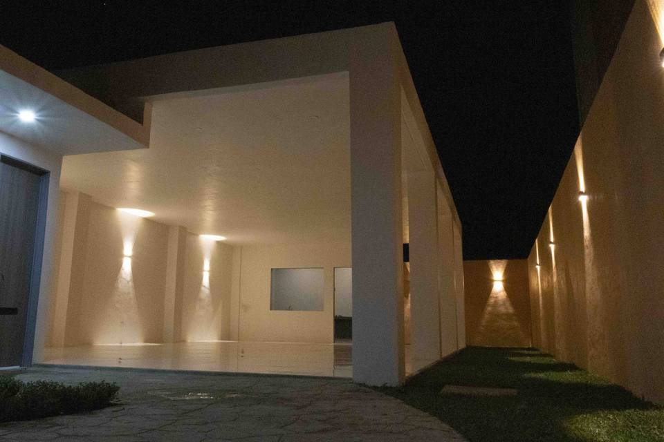 Área verde iluminada