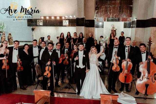 Ave María Coro-Violines-Orquesta