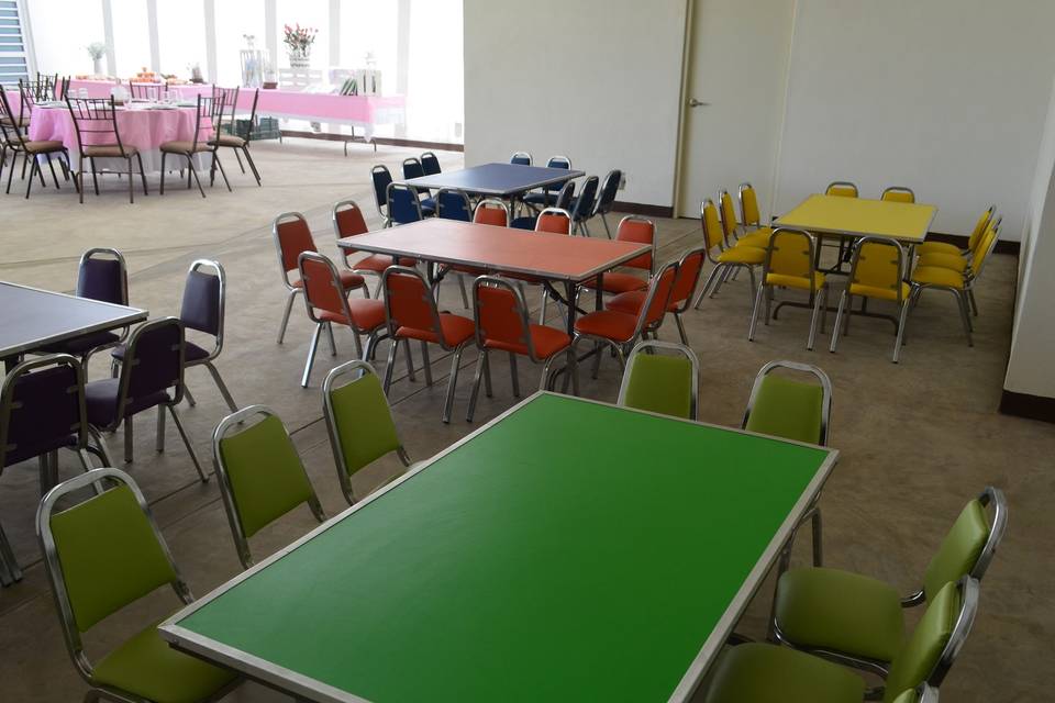 Salón y mobiliario infantil