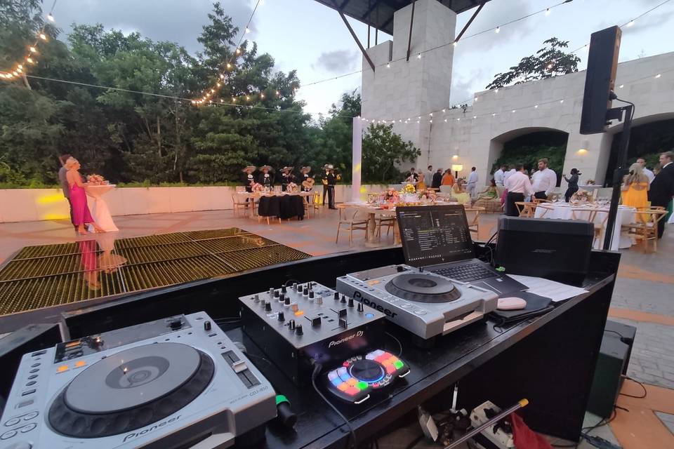 Mai dj