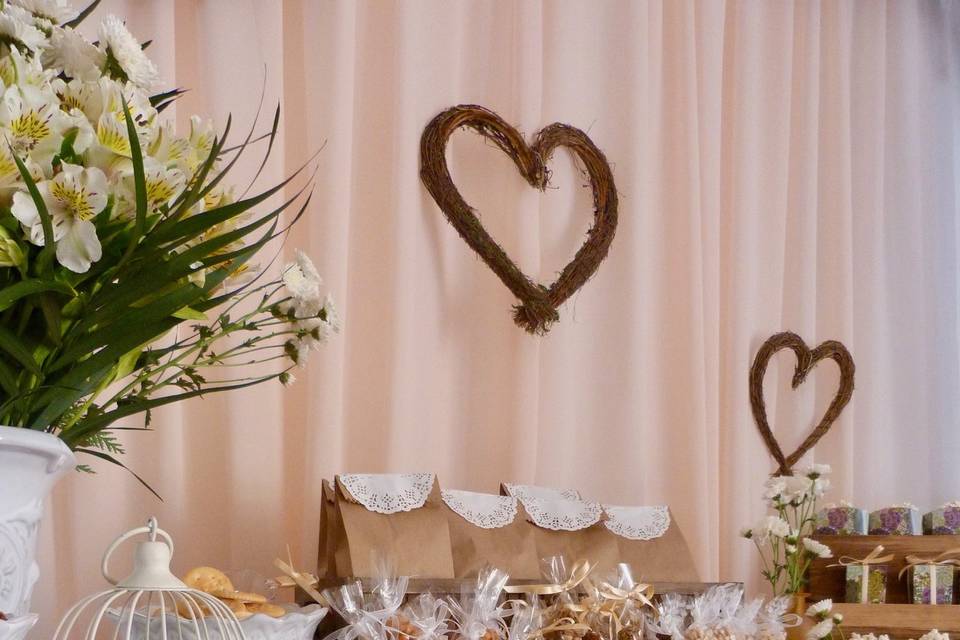 Mesa de dulces rosa