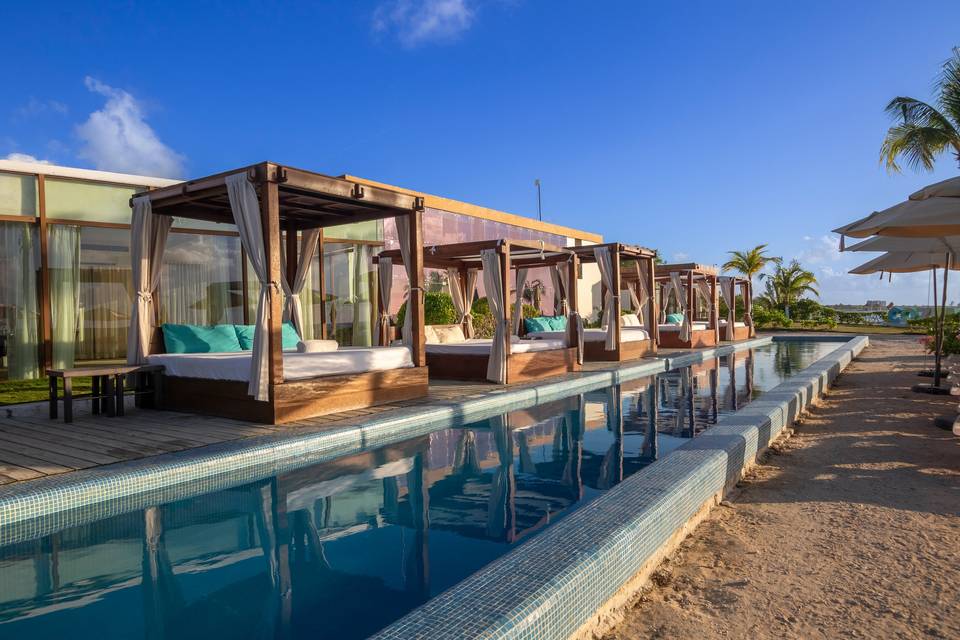 Beach Club Pool