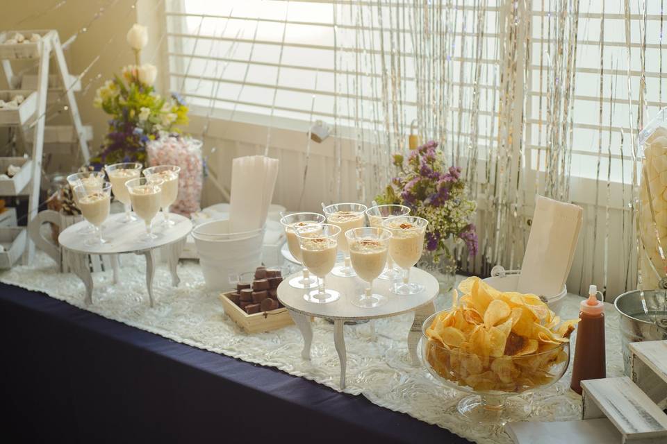 Mesa de dulces y salados