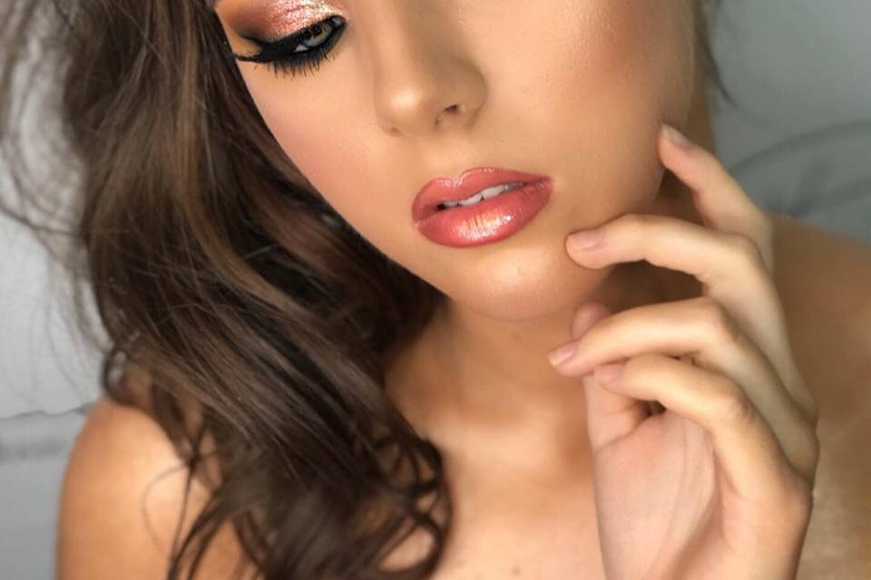 Diana Peralta Makeup Artist