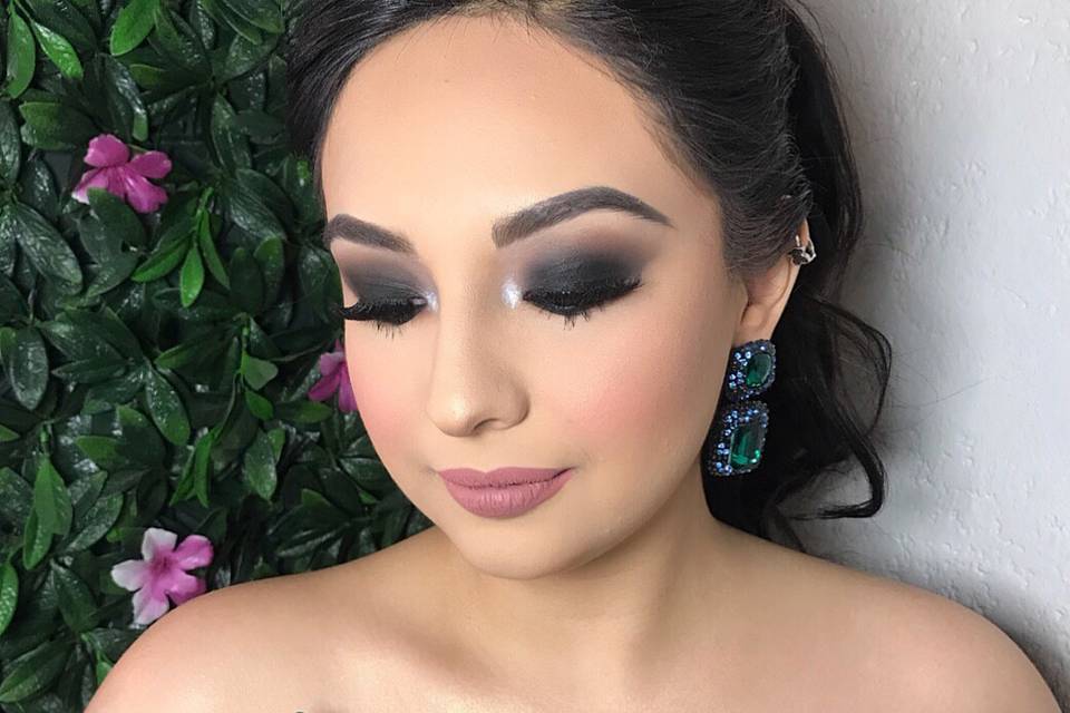 Diana Peralta Makeup Artist