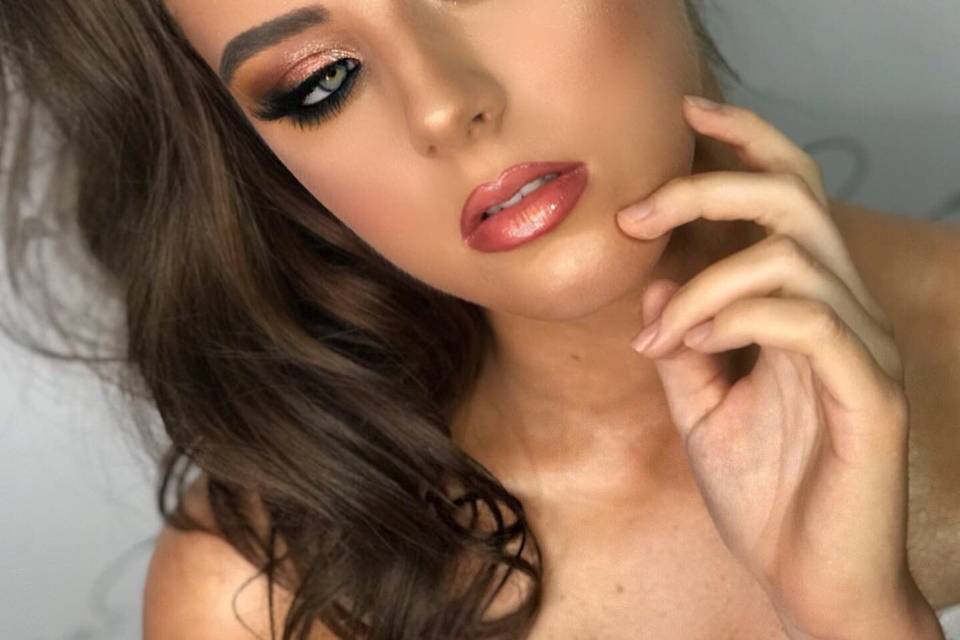 Diana Peralta Makeup Artist