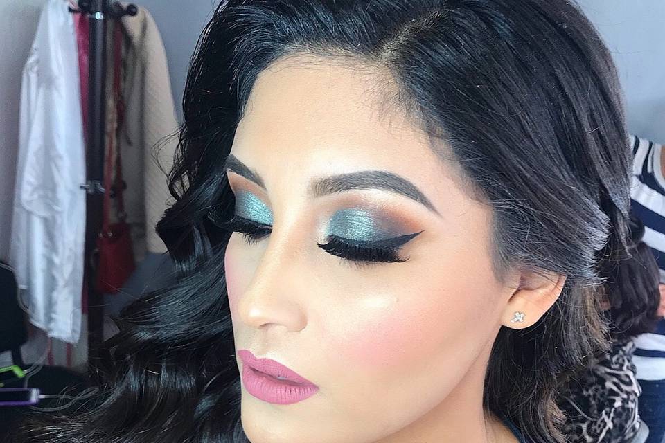 Diana Peralta Makeup Artist