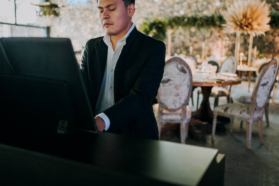 Pianista Osiel