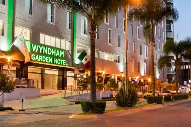 Hotel Wyndham Garden Guadalajara Acueducto