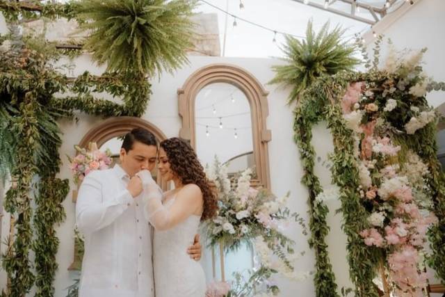 Create Weddings