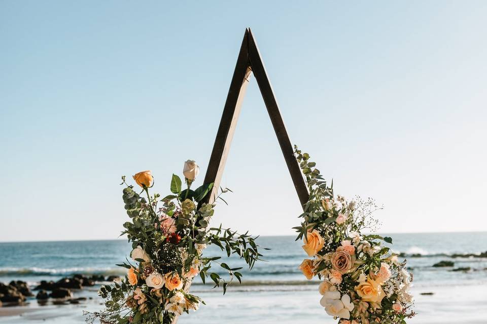 Arco triangular para boda