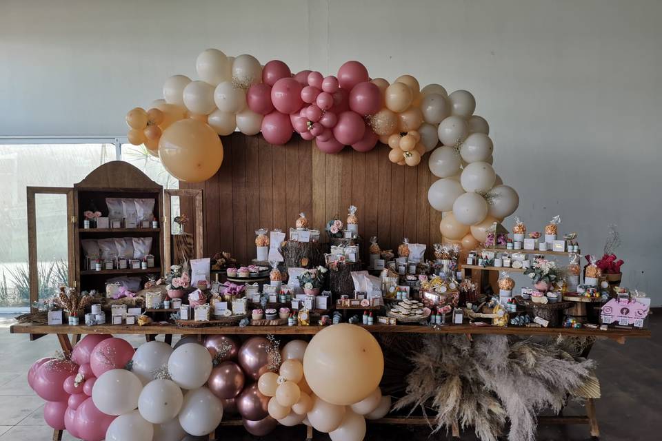 Mesa con globos