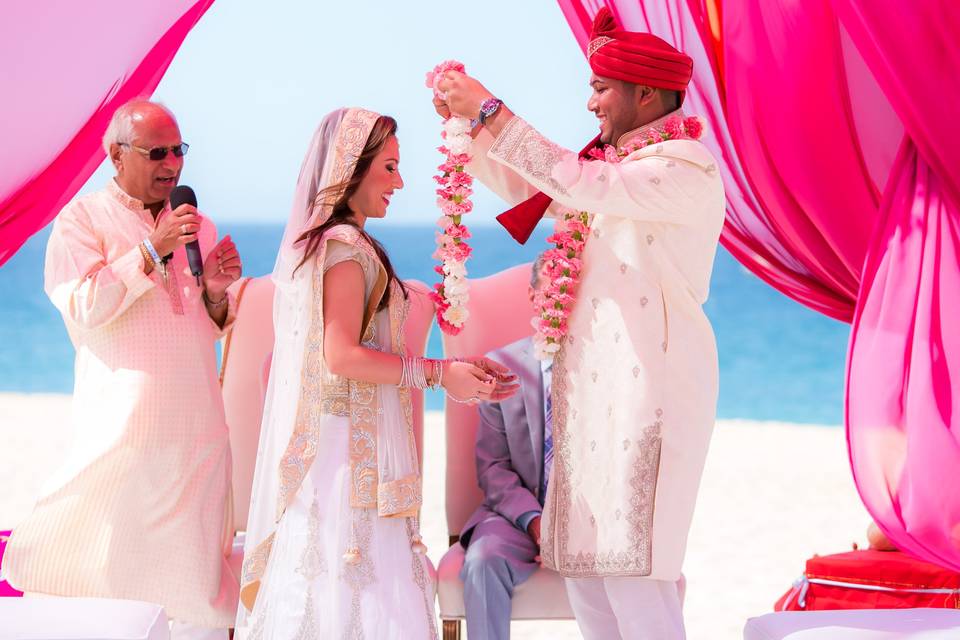 Romantic Cabo Weddings