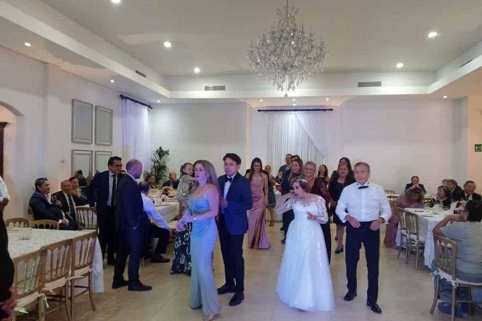 Grupo de música versátil para eventos