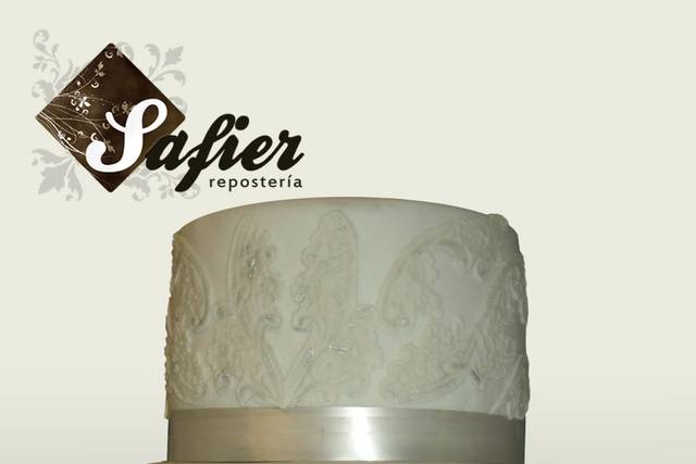 Detalles  pintados a mano