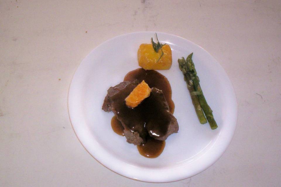 Filete con salsa de mandarina