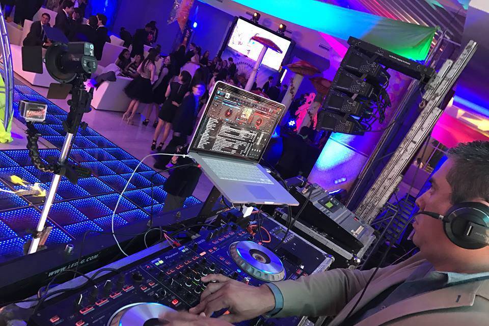 Servicio de dj profesional