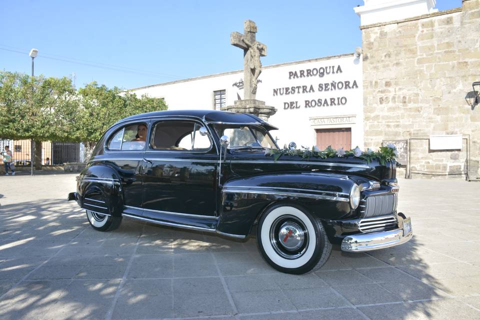 Mercury clásico 1946 negro