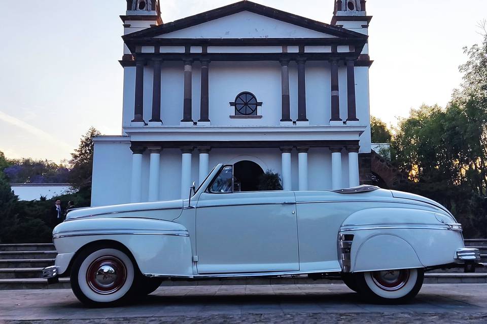 Mercury convertible 1942