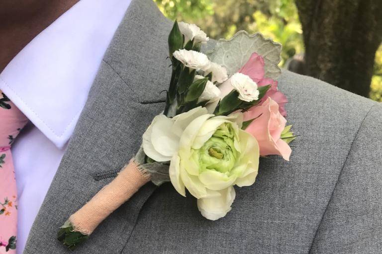 Boutonniere damo (M)