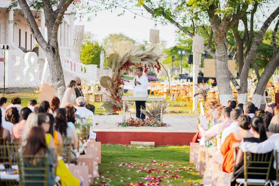 Ceremonia en jardín