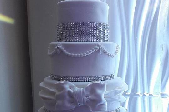 Pastel de boda en fondant