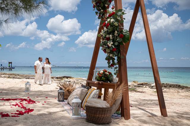 Playa Uvas Beach Club