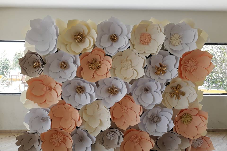 Desiree Paper Flowers