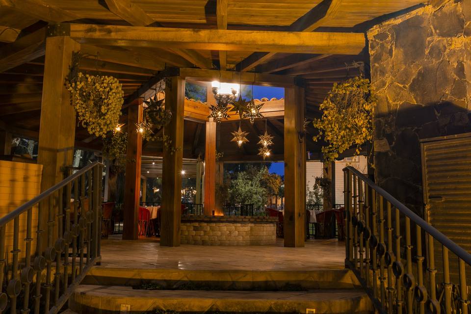 Kiosko con fogatero