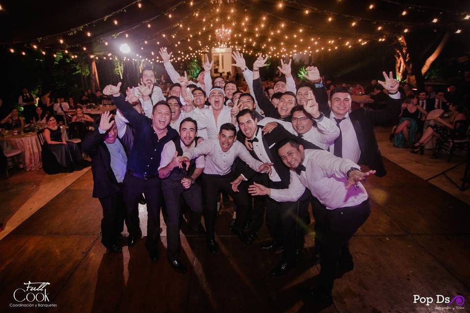 Full Cook Weddings