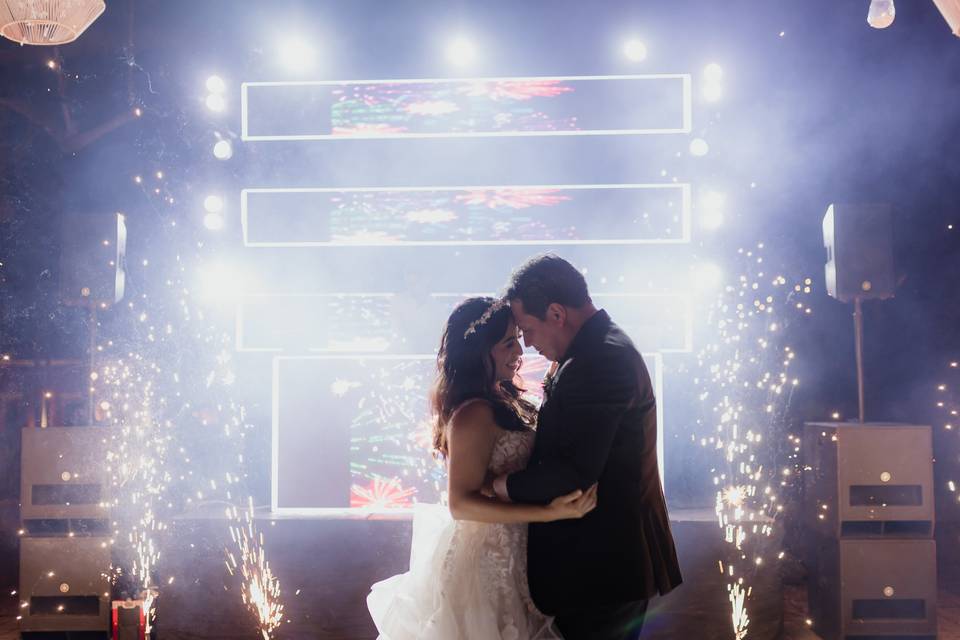 Full Cook Weddings