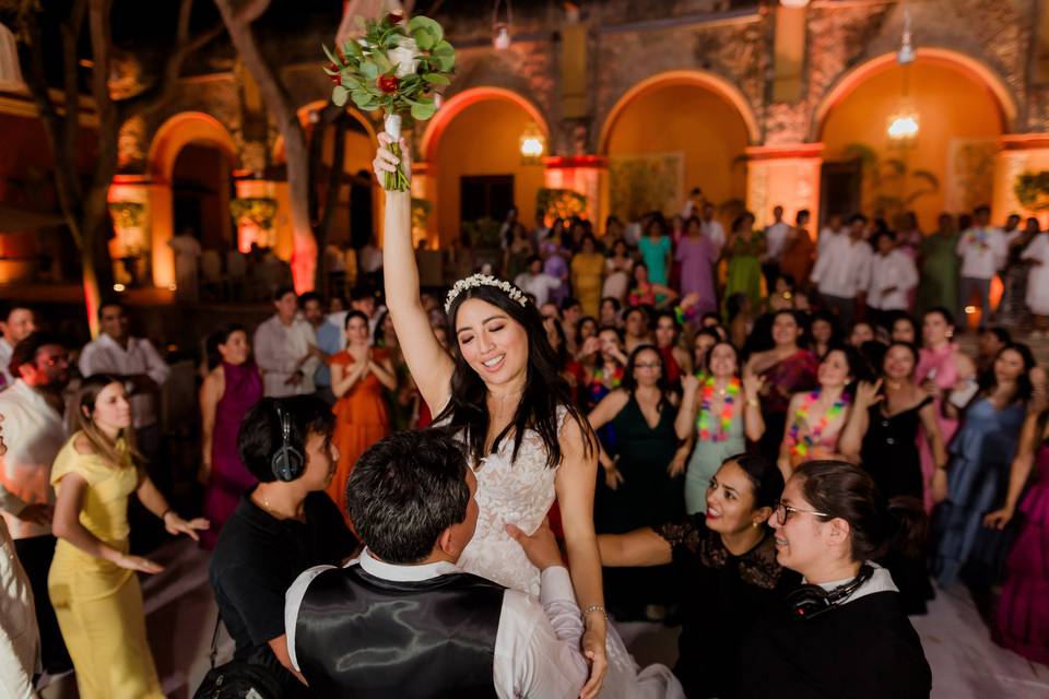 Full Cook Weddings
