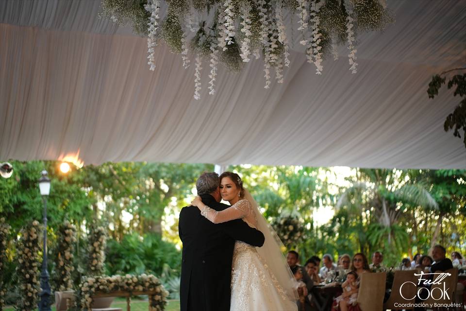 Full Cook Weddings