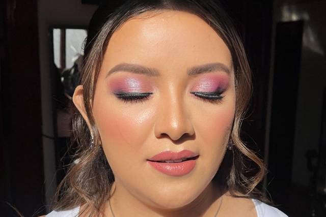 Maquillaje en tonos rosados