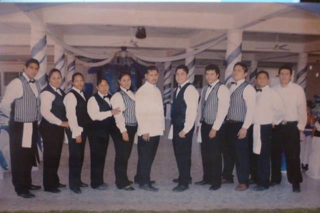 Meseros para tu evento