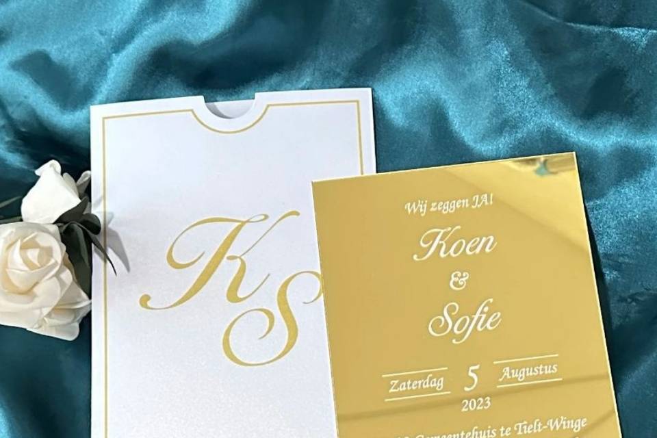 Acrílico dorado
