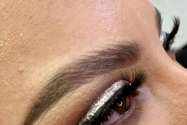 Maquillaje con glitter