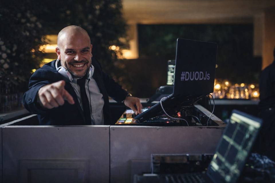 DJ especializado en Bodas