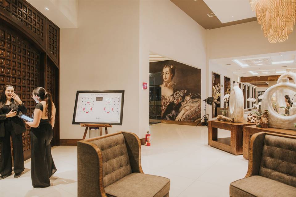 Lobby + Hostess