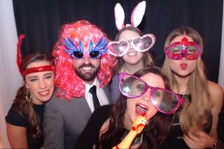 Poser Photo Booth Co.