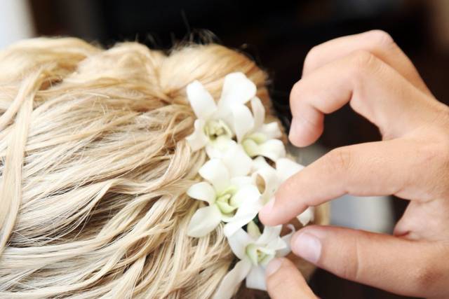 Maquillaje y peinado