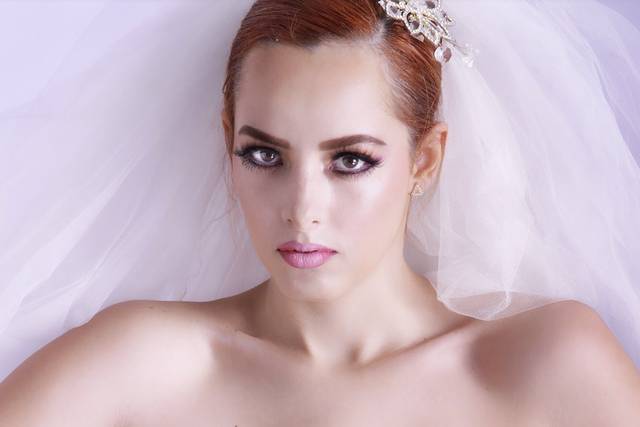 Novias Irma de Zúñiga