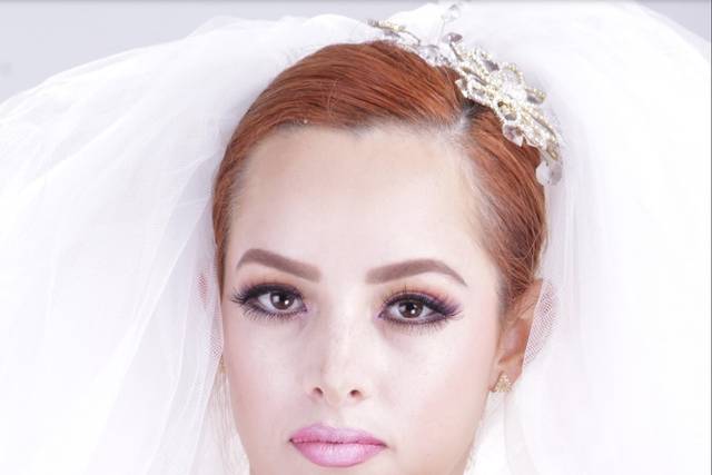 Novias Irma de Zúñiga