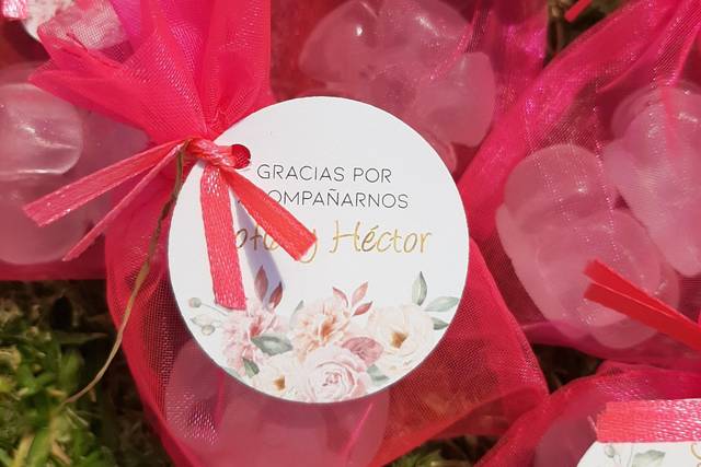 ▷ 1001 + ideas de regalos para invitados de boda super originales  Diy  wedding favors, Creative wedding favors, Unique wedding favors