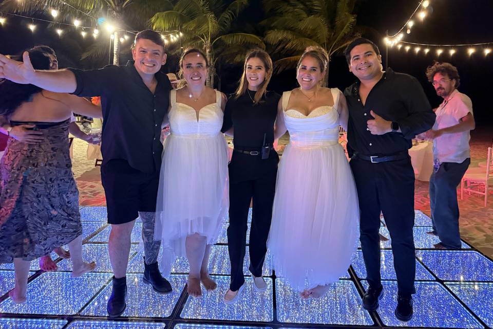 Con nuestras novias 2