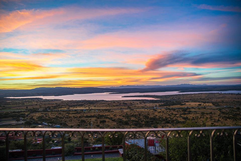 Vista a la presa Allende