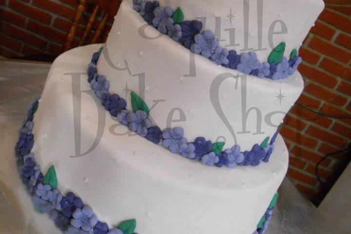 Pastel fondant flores lilas