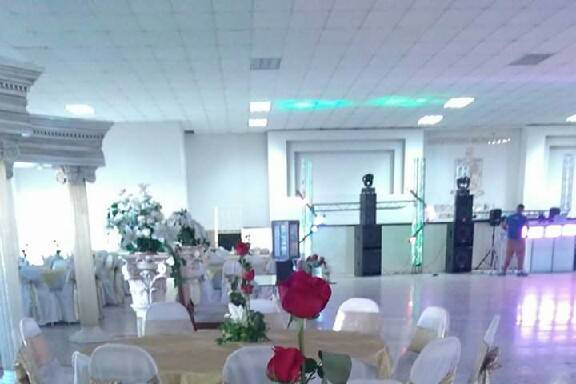 Mesa principal boda de Yamayel