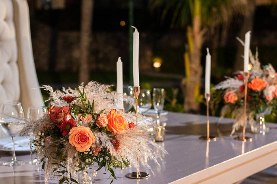 Sweetheart table