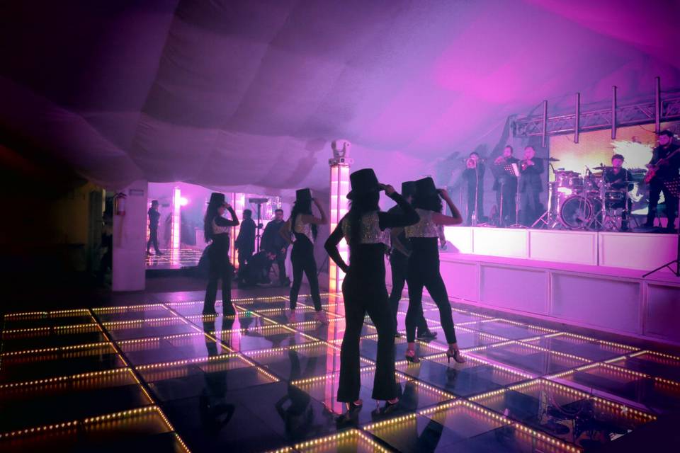 Show de bailarines